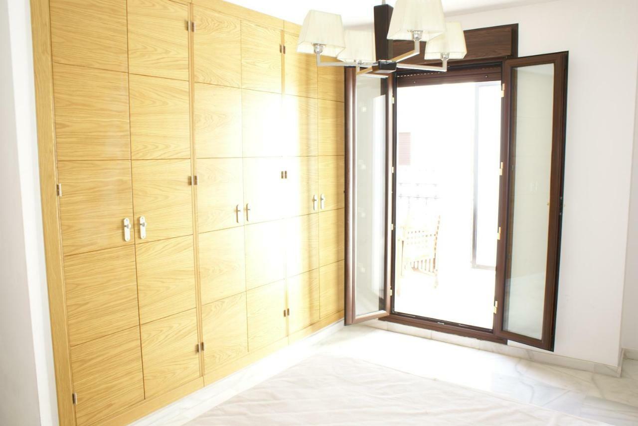 Modern Atico, Close Macarena/sevilla Center Appartement